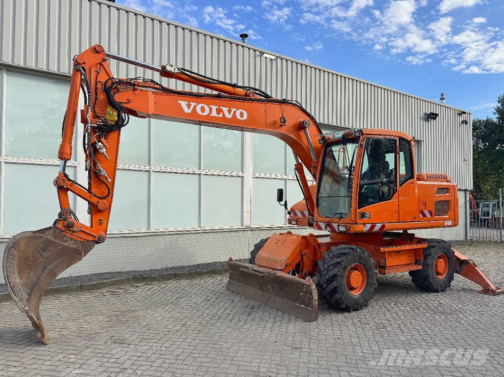 Volvo EW 160 B Wielgraafmachines