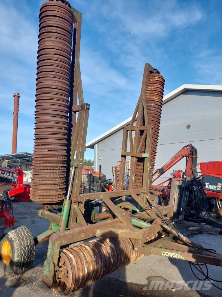 Cousins 900/55 Volai