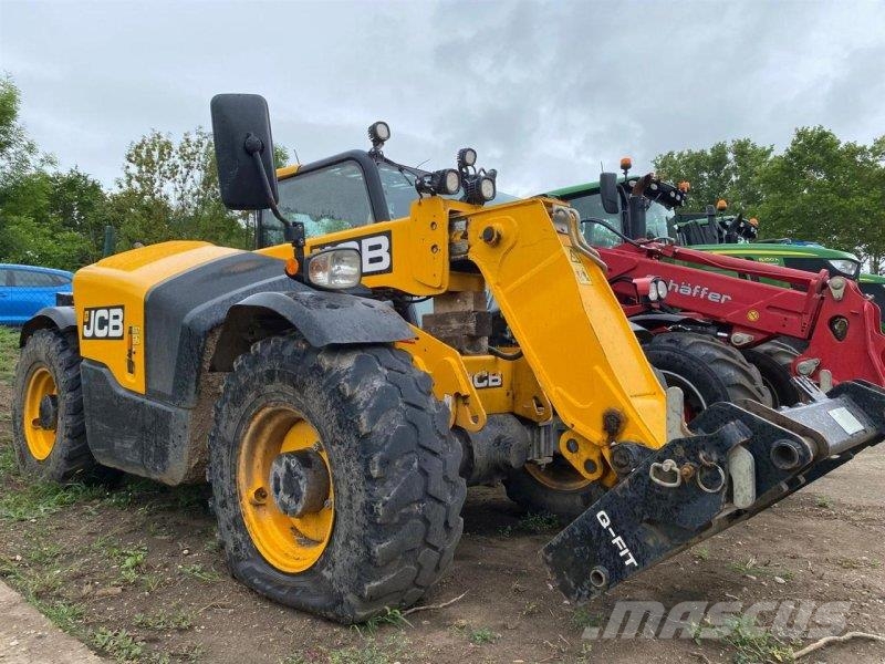 JCB 527-58 Agri Plus Teleskoplastare