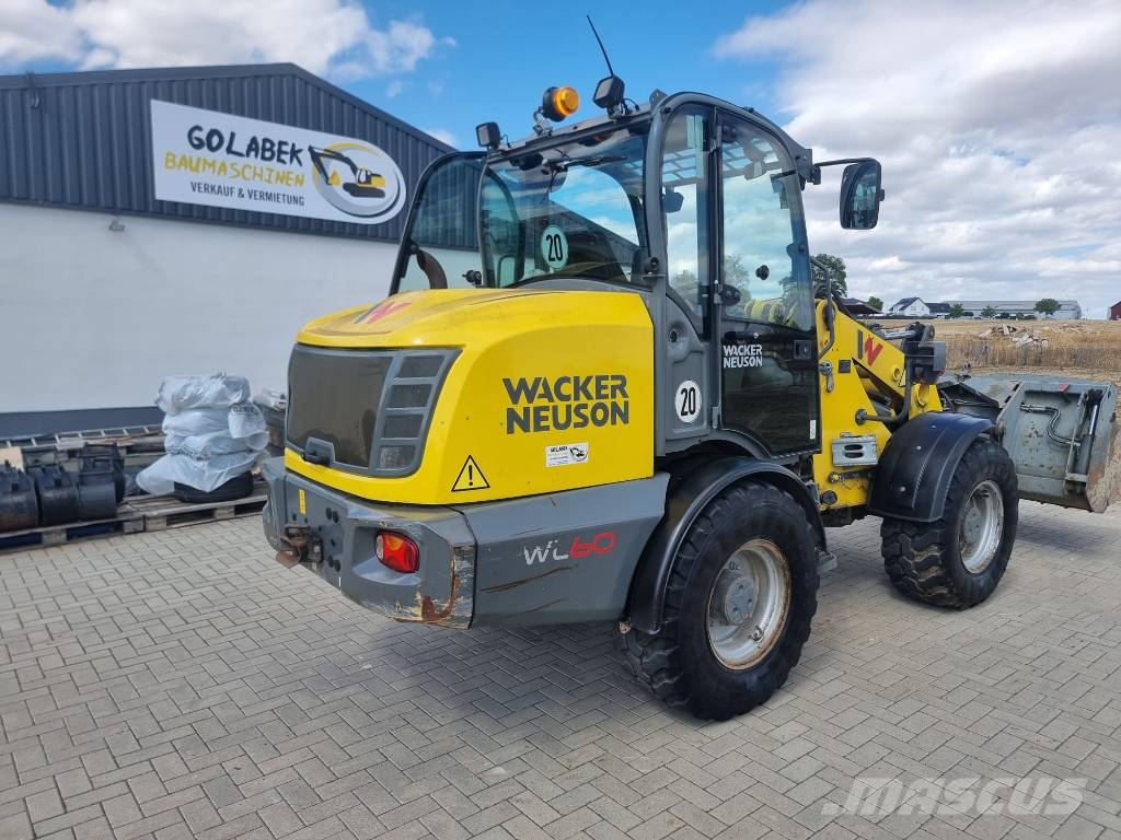 Wacker Neuson WL 60 لوادر بعجل