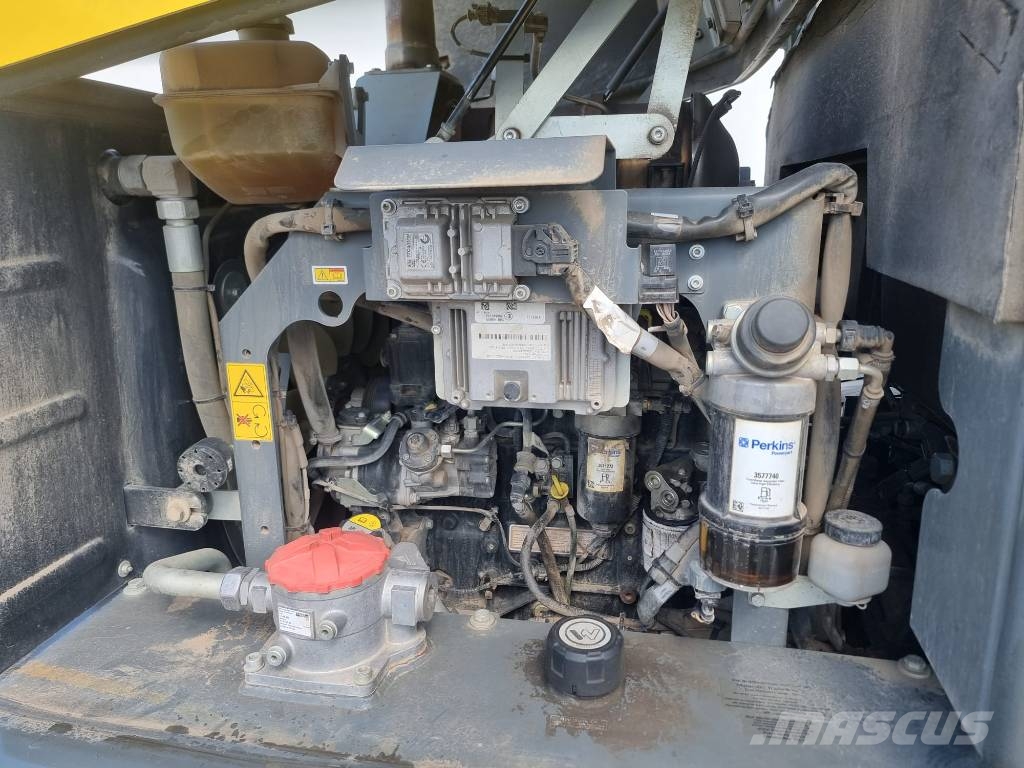 Wacker Neuson WL 60 لوادر بعجل