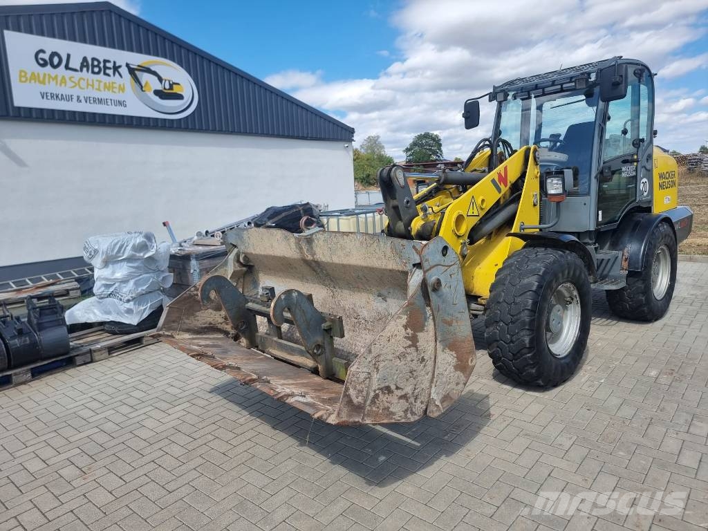 Wacker Neuson WL 60 لوادر بعجل