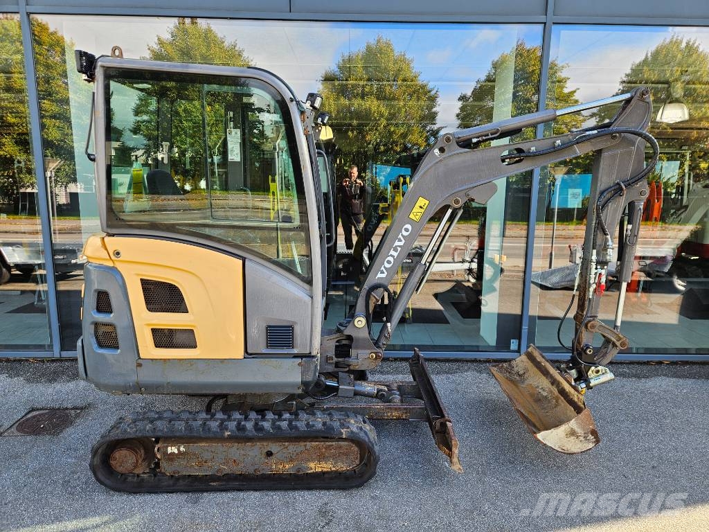 Volvo EC 20 C Mini pelle < 7t