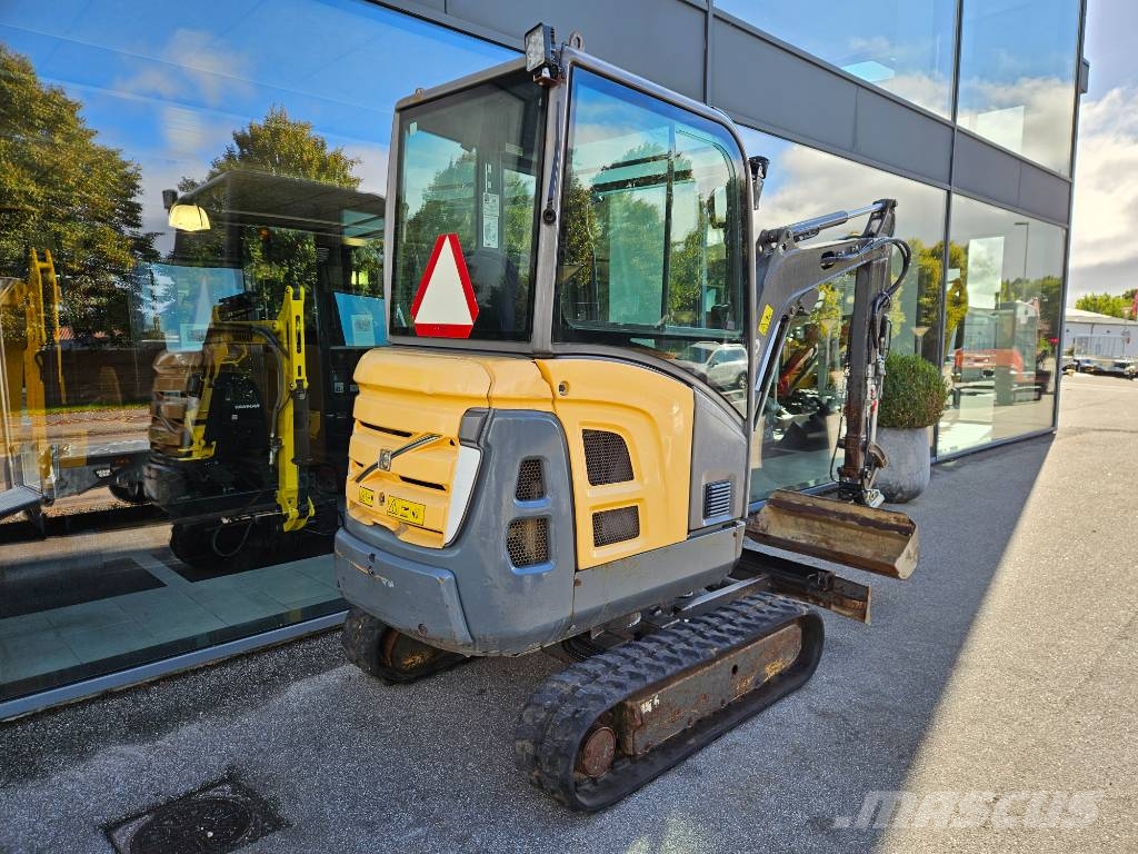 Volvo EC 20 C Mini pelle < 7t