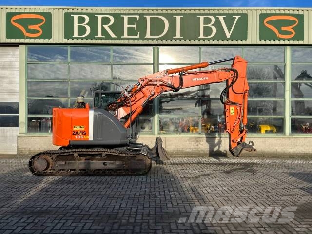 Hitachi ZX 135 US-3 Vikšriniai ekskavatoriai