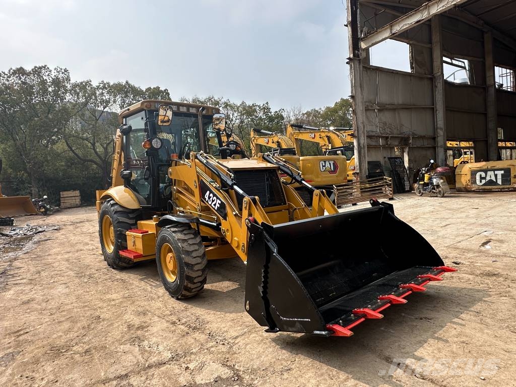CAT 432 F 2026 brand New machine Rovokopači