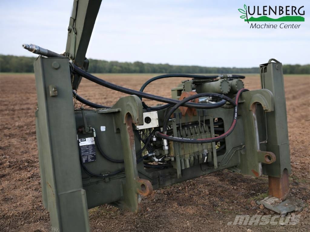Schaeff HT22B/WT Speciális kotrók