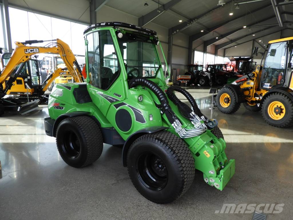 Avant 860 i Black Edition ”Super Kampanj” Krautuvai su šoniniu pasukimu