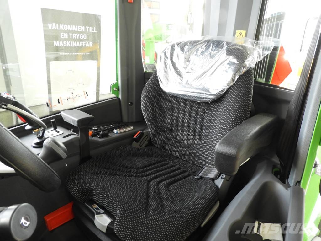 Avant 860 i Black Edition ”Super Kampanj” Krautuvai su šoniniu pasukimu