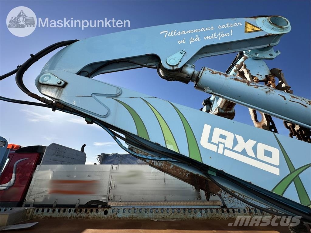 Volvo FM 6*2 Skip loader