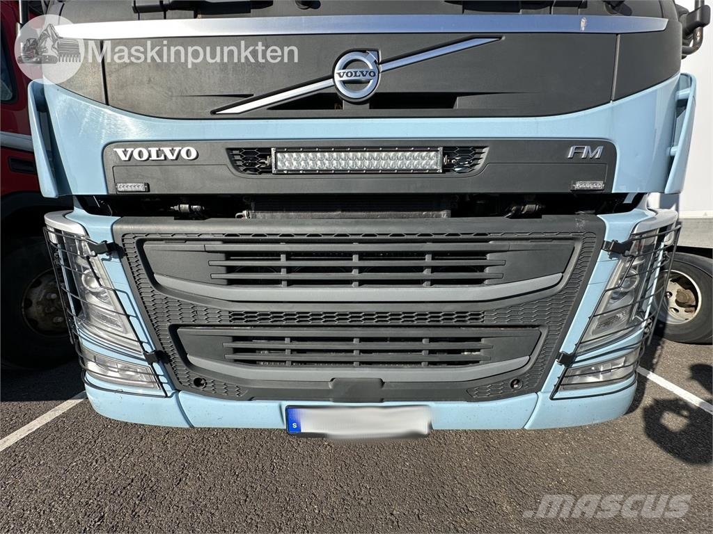 Volvo FM 6*2 Skip loader