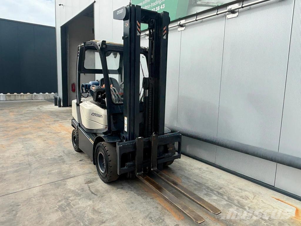Crown 2.5 Heftruck LPG heftrucks