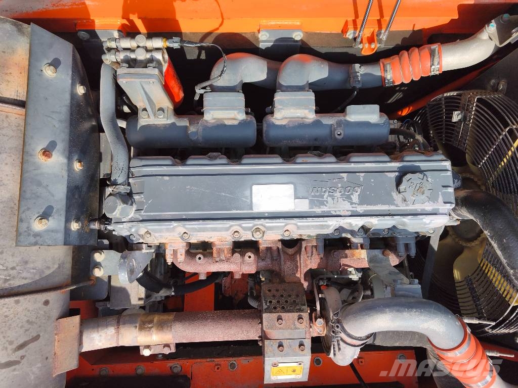 Doosan DX 300 LC Rupsgraafmachines