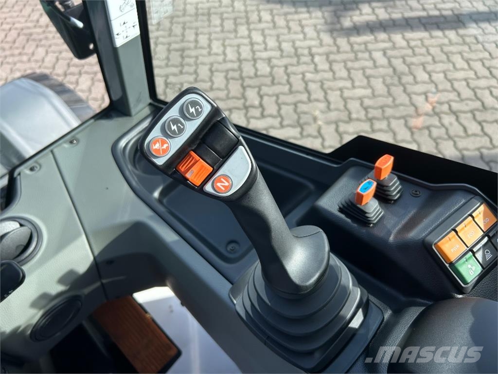 Kramer KL 21.5L Фронтальні навантажувачі