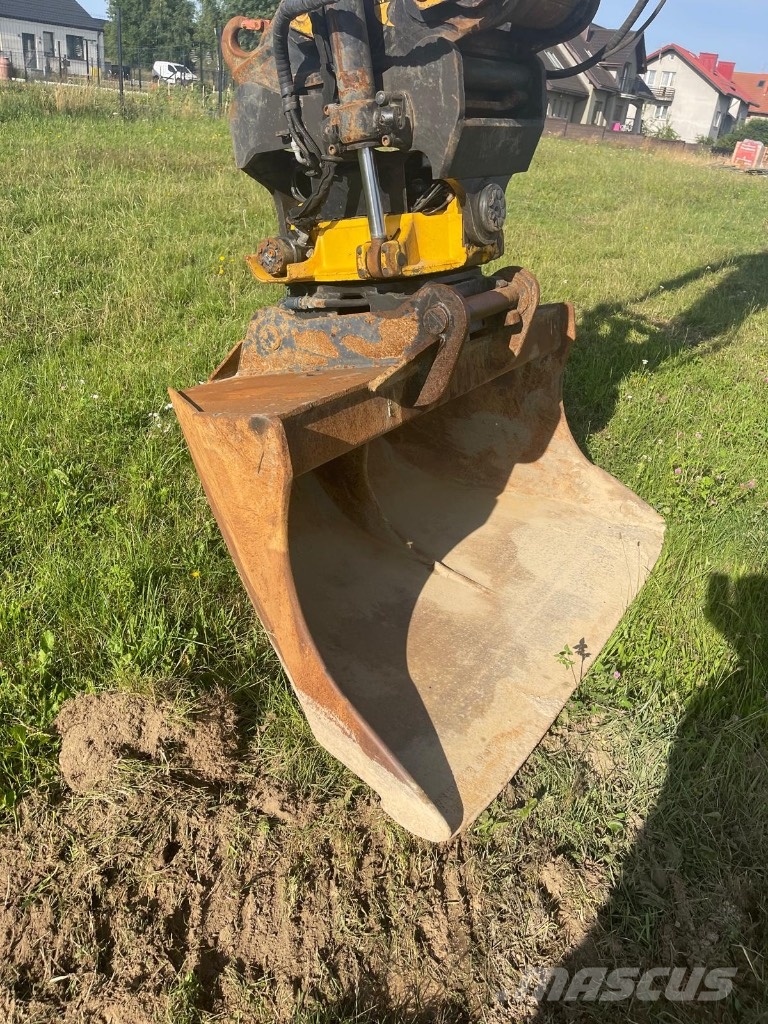 CAT 320 ROTOTILT Gravemaskiner på larvebånd