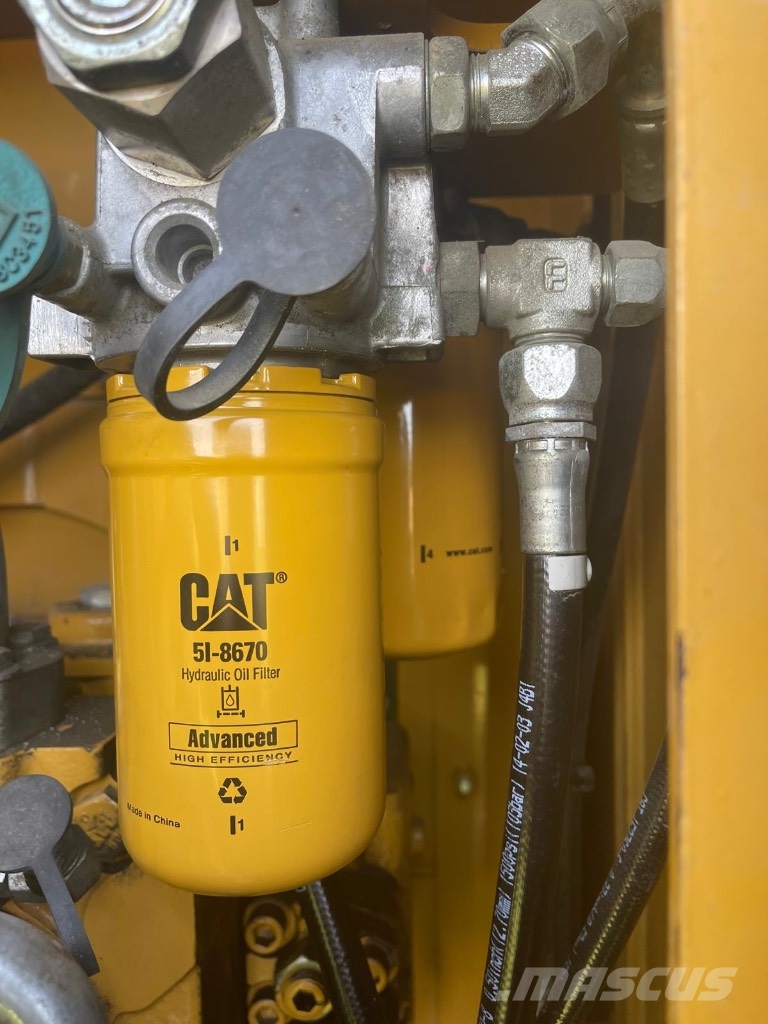 CAT 320 ROTOTILT Gravemaskiner på larvebånd