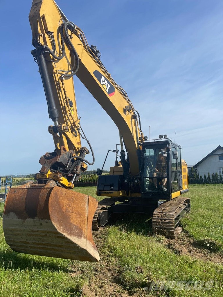CAT 320 ROTOTILT Gravemaskiner på larvebånd