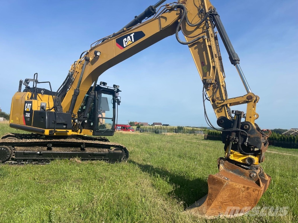 CAT 320 ROTOTILT Gravemaskiner på larvebånd