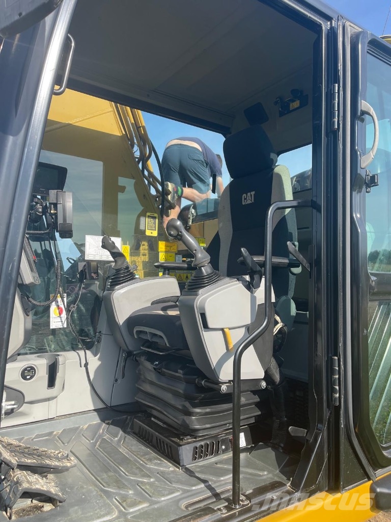 CAT 320 ROTOTILT Gravemaskiner på larvebånd