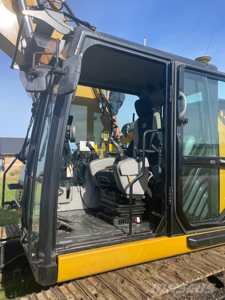 CAT 320 ROTOTILT Gravemaskiner på larvebånd