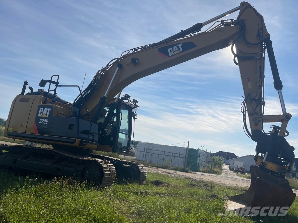 CAT 320 ROTOTILT Gravemaskiner på larvebånd