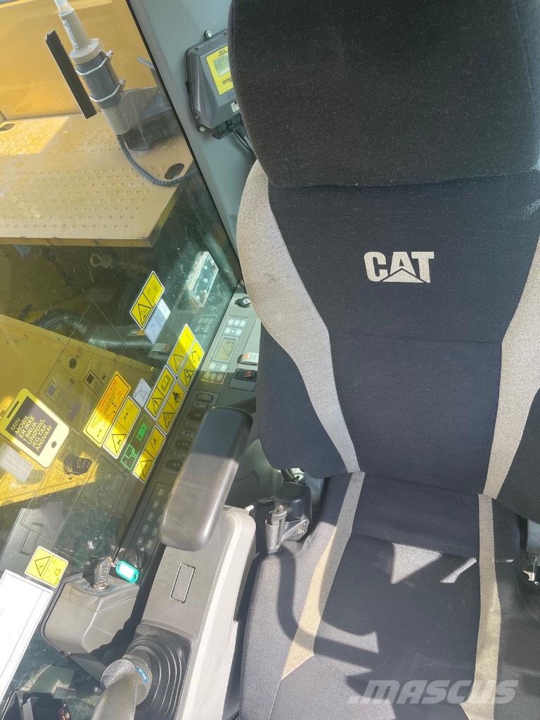 CAT 320 ROTOTILT Gravemaskiner på larvebånd
