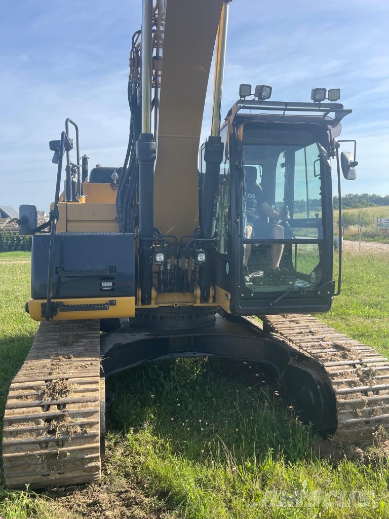 CAT 320 ROTOTILT Gravemaskiner på larvebånd