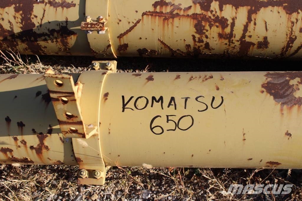 Komatsu 650 Hydraulic Cylinder (Μπουκάλα) Hidravlika