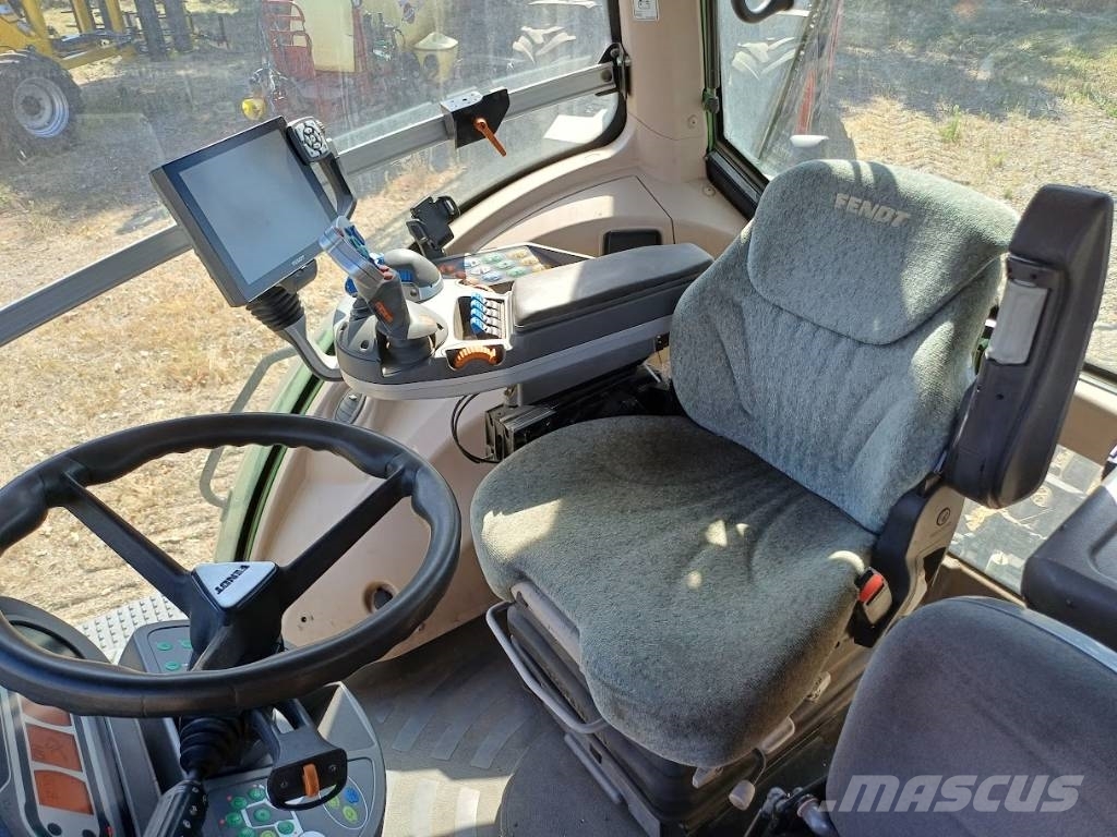 Fendt Vario 828 Profi Plus Traktorer