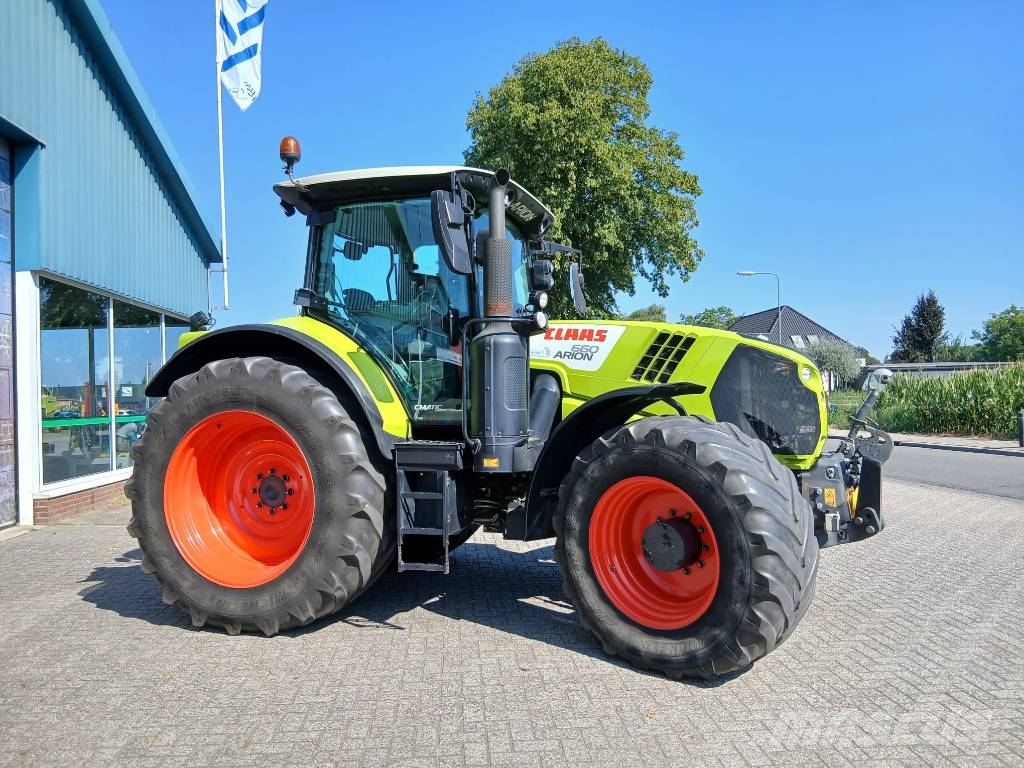 CLAAS Arion 660 CMATIC CEBIS الجرارات