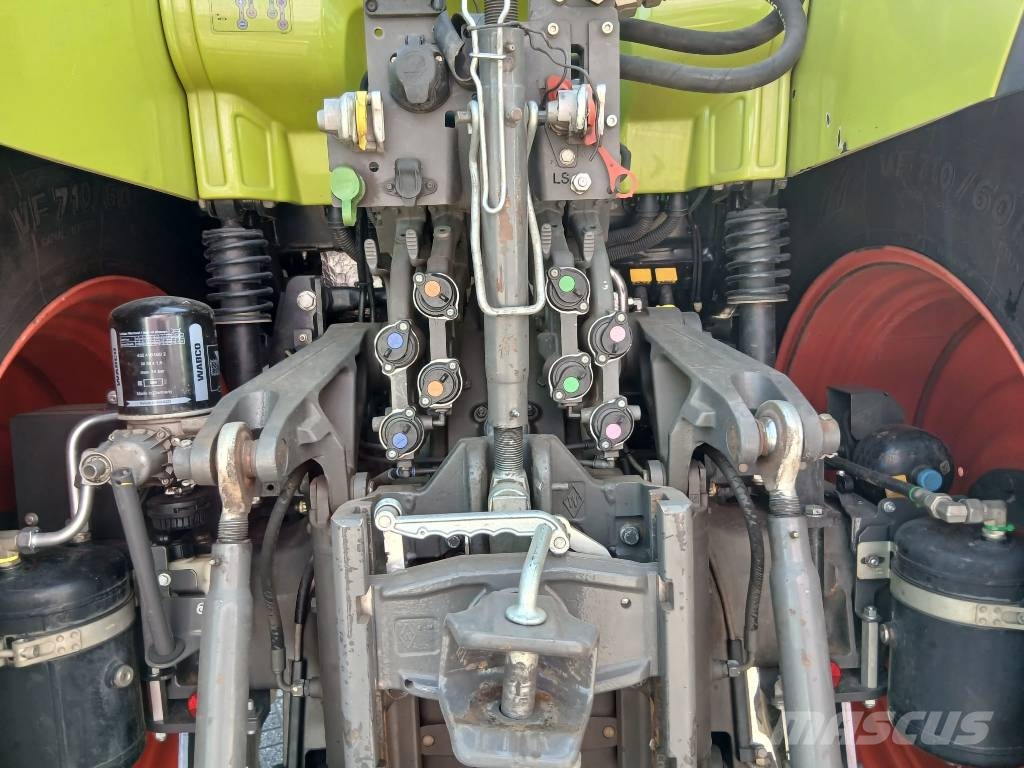 CLAAS Arion 660 CMATIC CEBIS الجرارات