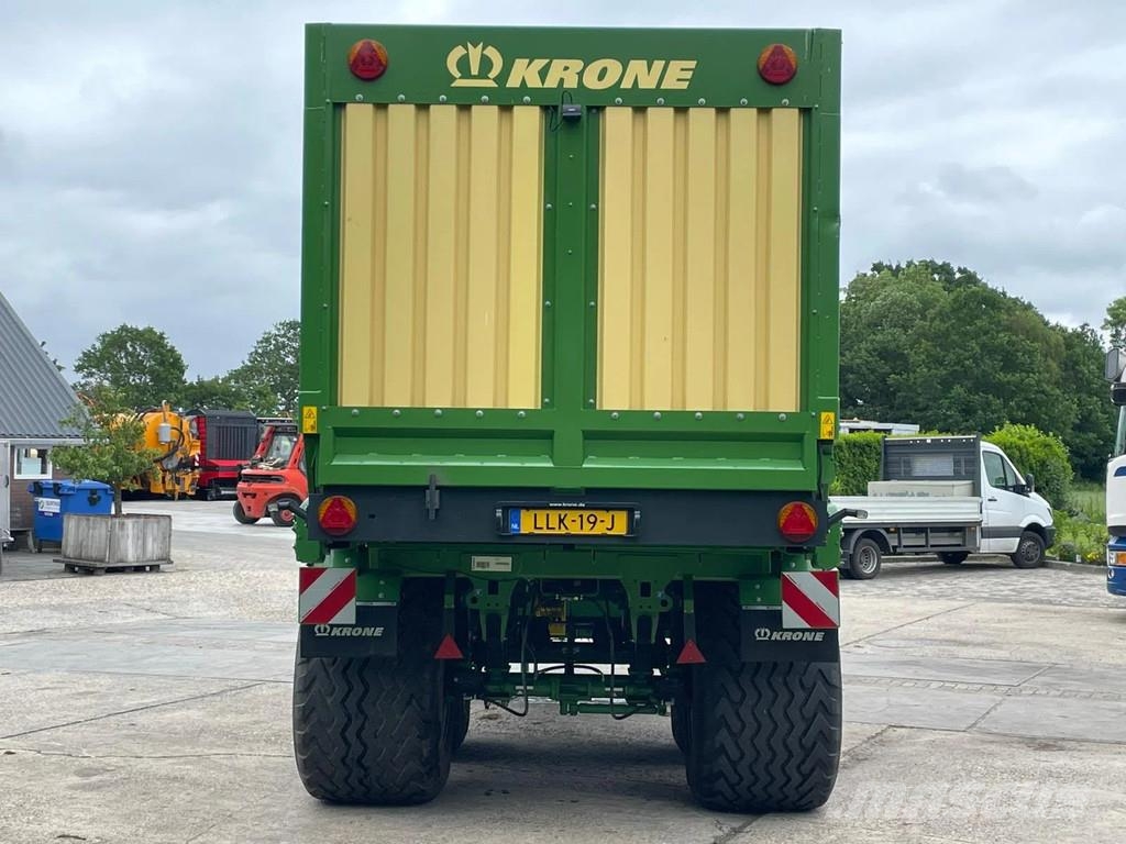 Krone MX 330 GL Ladewagen 129 uur! Opraapwagen NIEUW STA Stroji za krmo na lastni pogon