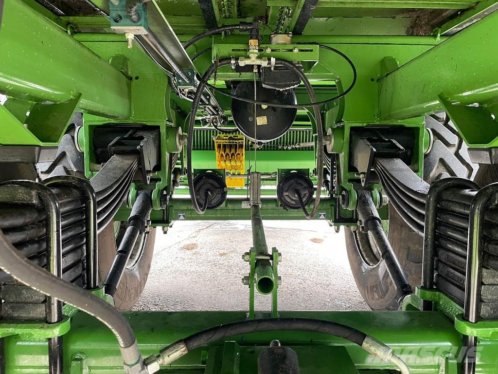 Krone MX 330 GL Ladewagen 129 uur! Opraapwagen NIEUW STA Stroji za krmo na lastni pogon