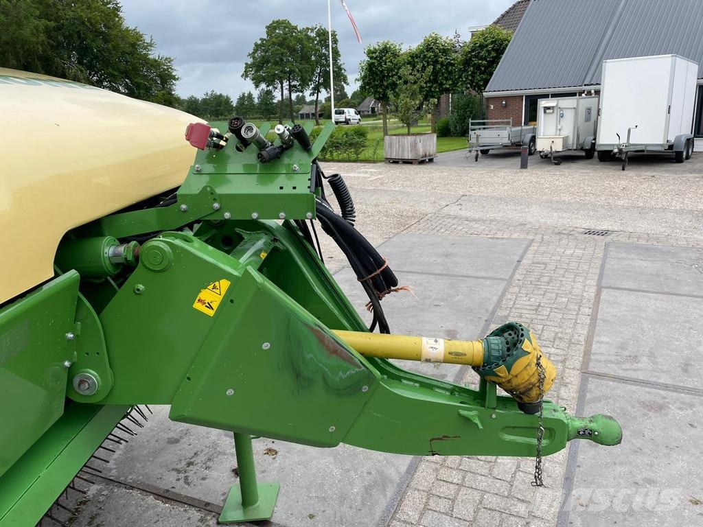 Krone MX 330 GL Ladewagen 129 uur! Opraapwagen NIEUW STA Stroji za krmo na lastni pogon