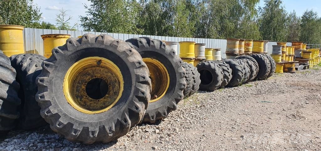 Forestry wheels / tyres Renkaat ja vanteet