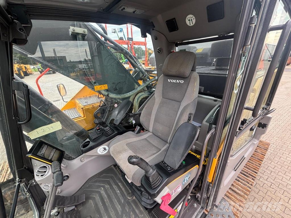Volvo EC480EL Kāpurķēžu ekskavatori