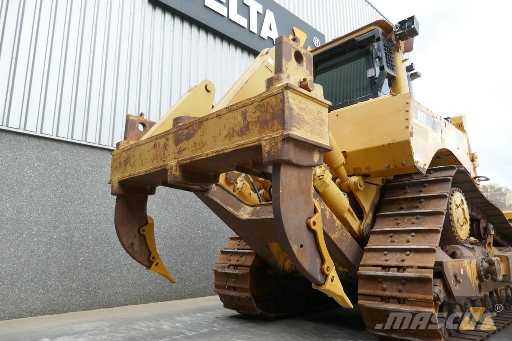 CAT D8T 履帶推土機