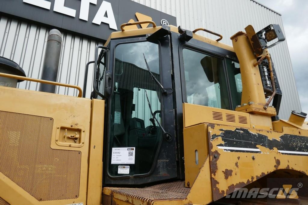CAT D8T 履帶推土機