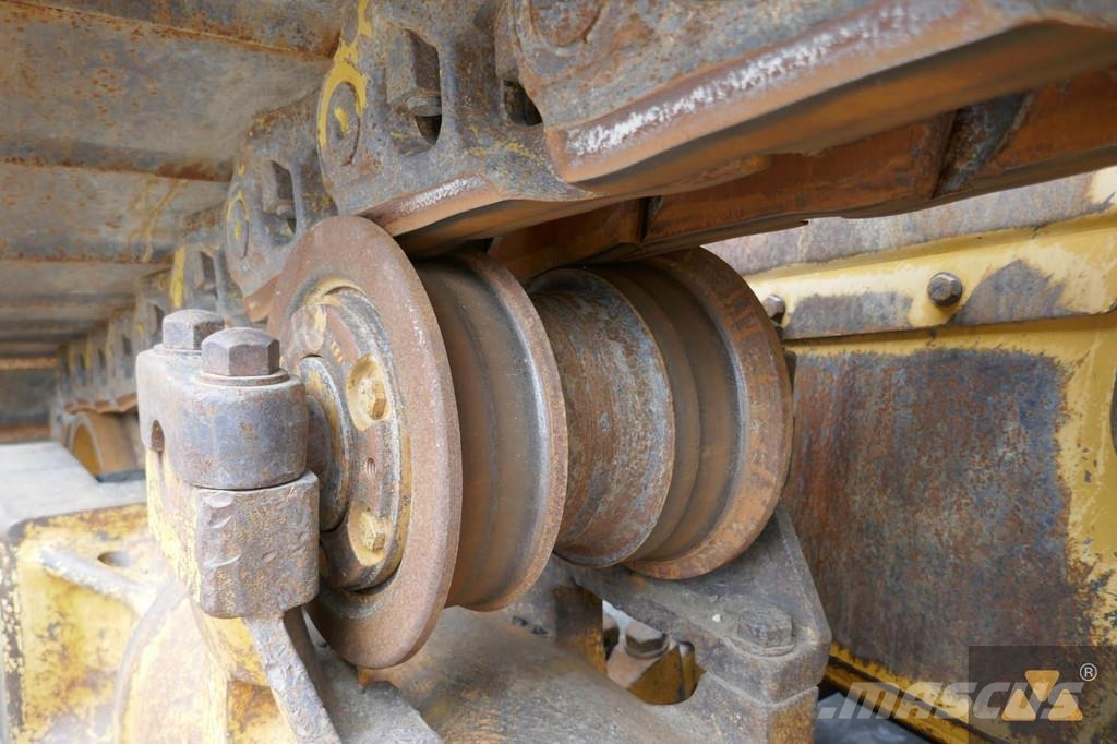 CAT D8T 履帶推土機
