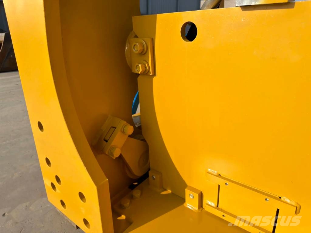 CAT D8GC Multi Shank Ripper Scarificatori