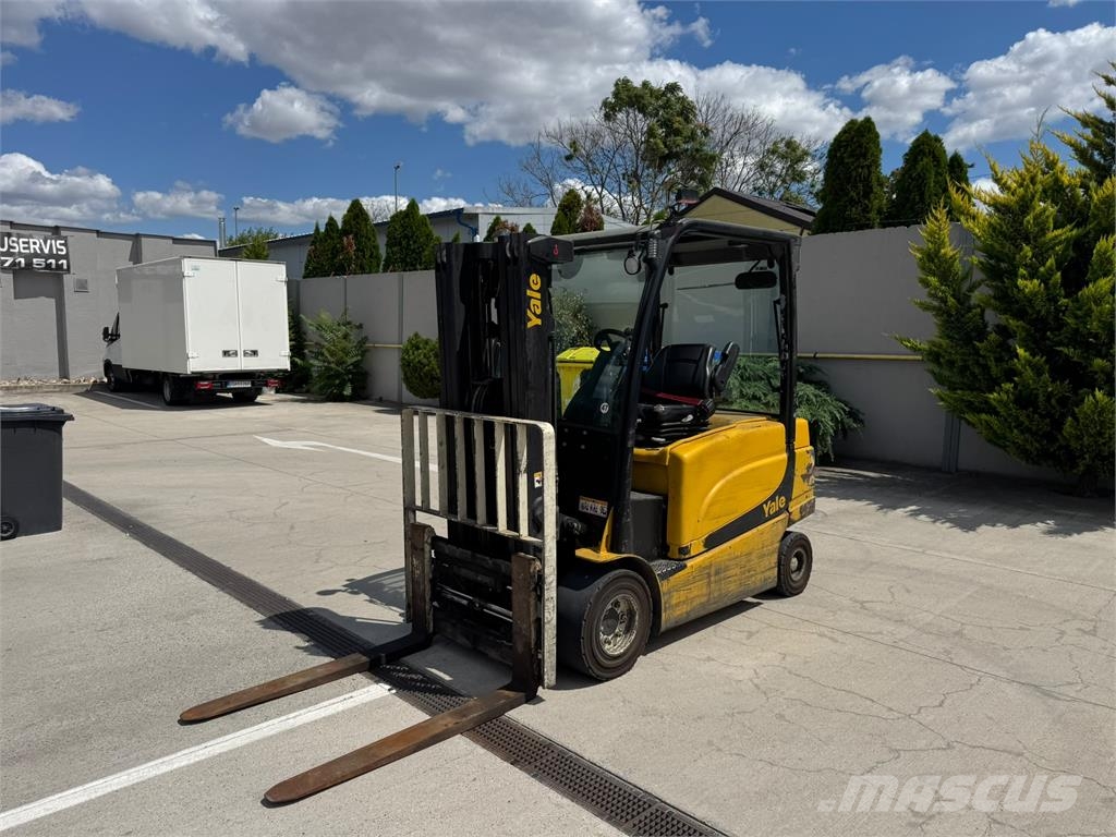 Yale ERP35VL, battery year 2021 Elektriskie autoiekrāvēji