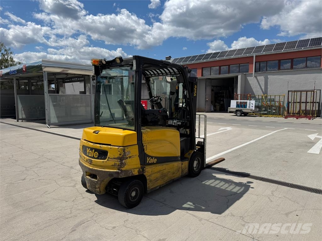 Yale ERP35VL, battery year 2021 Elektriskie autoiekrāvēji