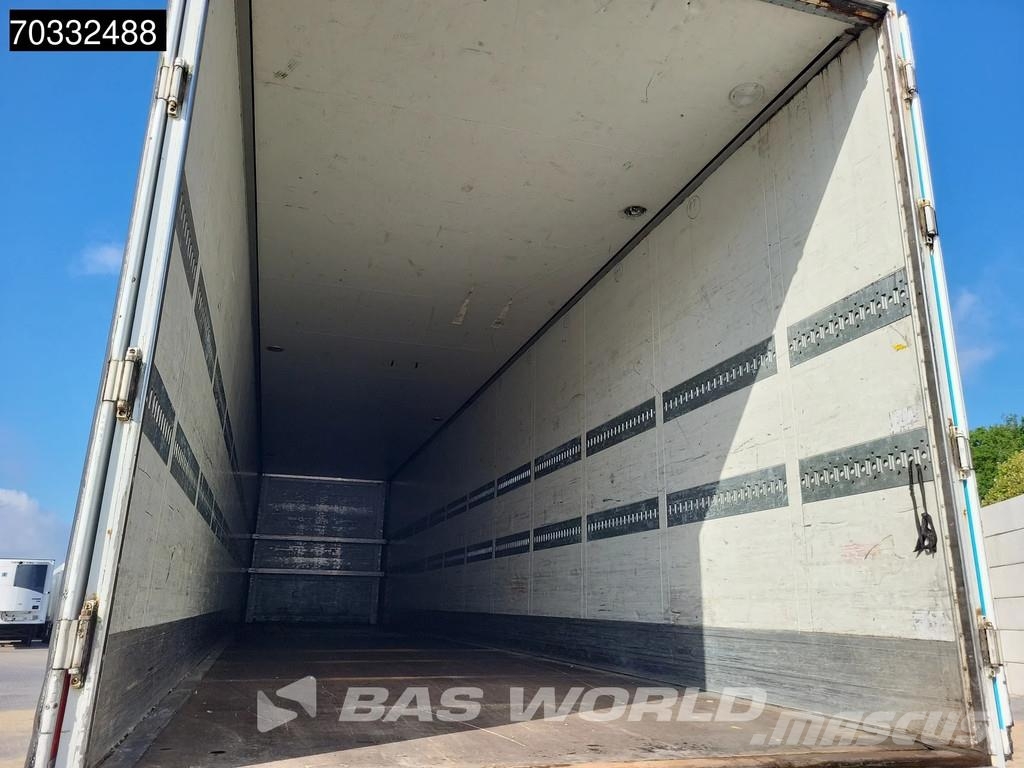 Schmitz Cargobull SKO24 Laadklep APK 02/27 Gesloten opleggers
