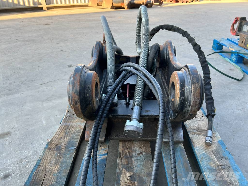 OilQuick OQ65 - M314F / M316F / M318F موصلات سريعة