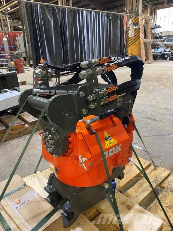 Kinshofer Gestänge-/ Rohrgreifer 600mm mit NOX-Tiltrotator Garras