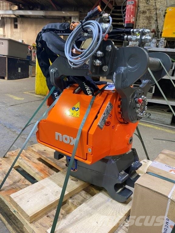 Kinshofer Gestänge-/ Rohrgreifer 600mm mit NOX-Tiltrotator Garras