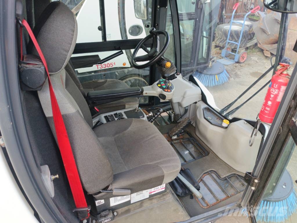 Bucher C202 CityCat 2020 vacuum sweeper bezemwagen Zametací stroje