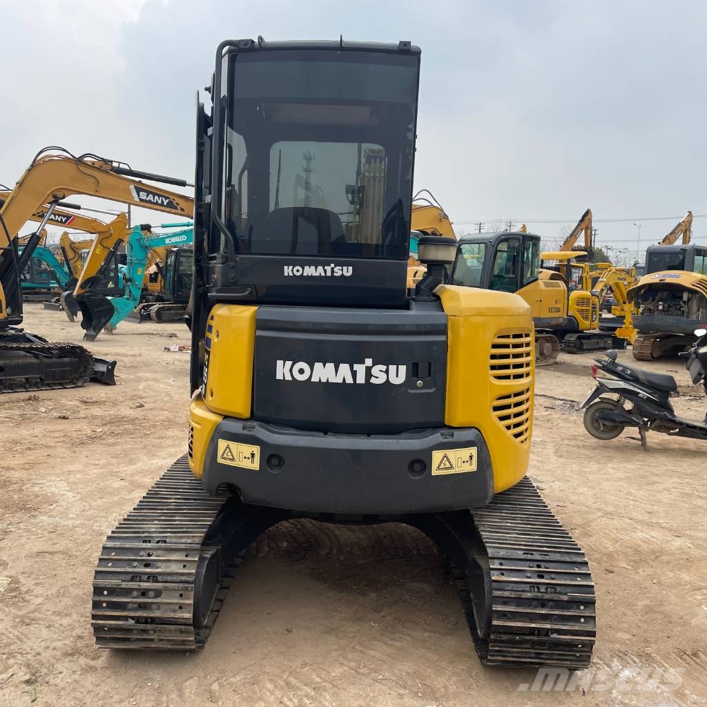 Komatsu PC 55 MR حفارات صغيرة أقل من 7 طن (حفارات صغيرة)