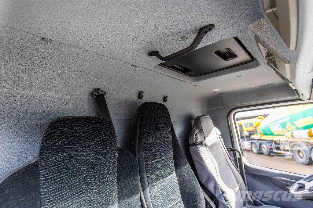 Mercedes-Benz ATEGO 1530 L+CAROLIFT Furgons