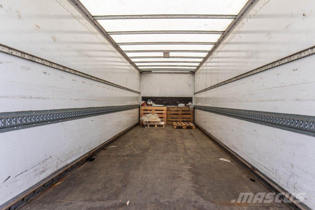 Mercedes-Benz ATEGO 1530 L+CAROLIFT Furgons